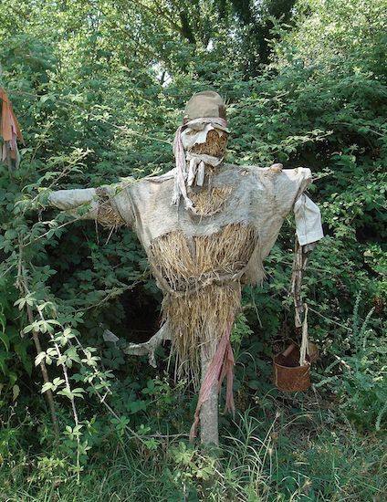 19th century scarecrow reconsruction